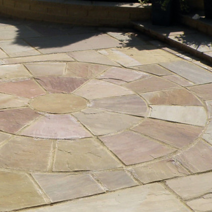 PAVING CIRCLE FEATURE KIT - 'Classicstone' Harvest - Natural Sandstone with a Cleft Finish