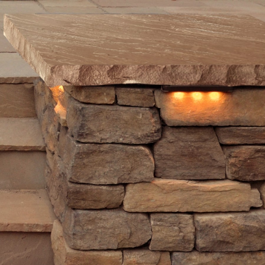 Pier Caps Classicstone Harvest Natural Sandstone With A Cleft Finish Chiselled Edge